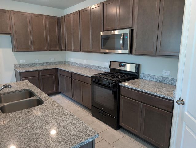 25953 Northpark Birch Drive, Porter, TX 77365