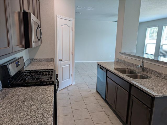 25953 Northpark Birch Drive, Porter, TX 77365