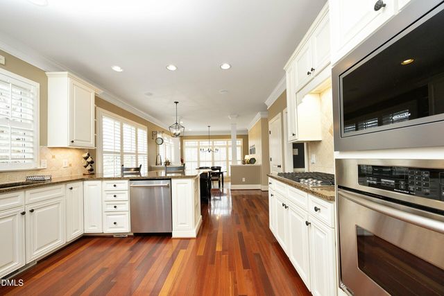 2705 Peachleaf Street, Raleigh, NC 27614