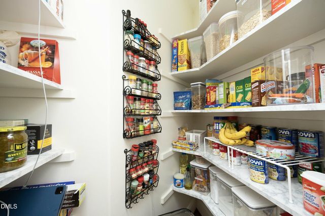 2705 Peachleaf Street, Raleigh, NC 27614