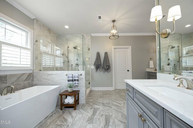 2705 Peachleaf Street, Raleigh, NC 27614