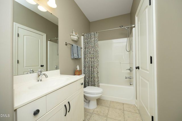 2705 Peachleaf Street, Raleigh, NC 27614