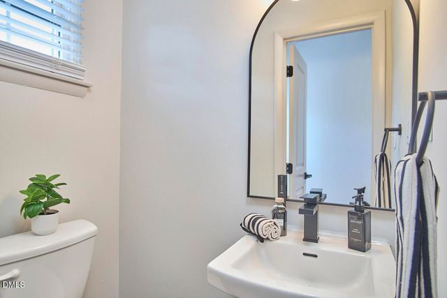 2613 Mcneil Street B, Raleigh, NC 27608