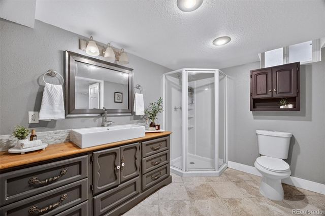 3152 W 36th Avenue, Denver, CO 80211