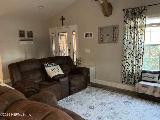 117 UNDERWOOD Drive, Palatka, FL 32177