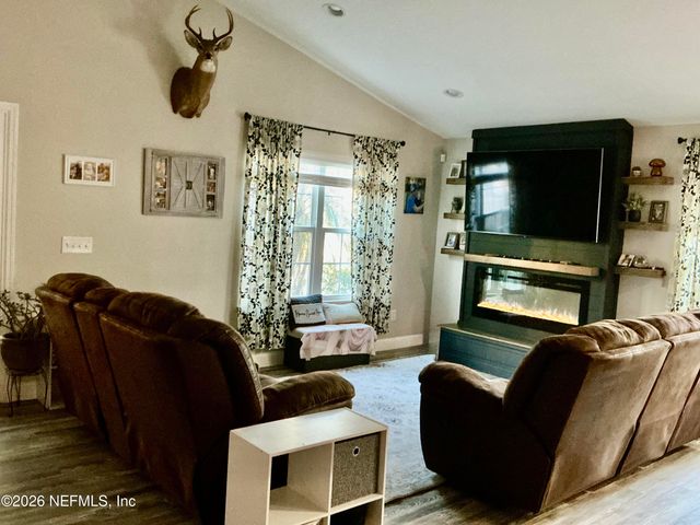 117 UNDERWOOD Drive, Palatka, FL 32177