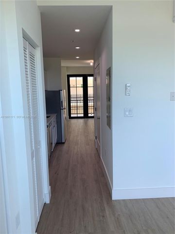 4100 SW 64th Ave 309, Davie, FL 33314