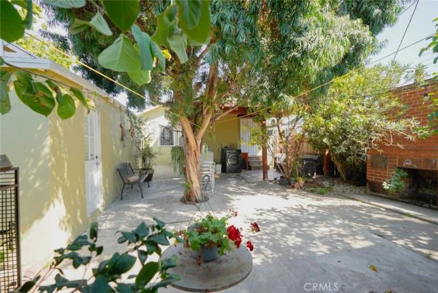 3415 S gramercy Place, Los Angeles, CA 90018