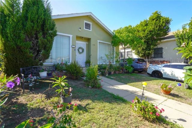 3415 S gramercy Place, Los Angeles, CA 90018