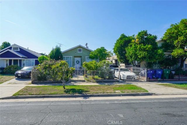 3415 S gramercy Place, Los Angeles, CA 90018