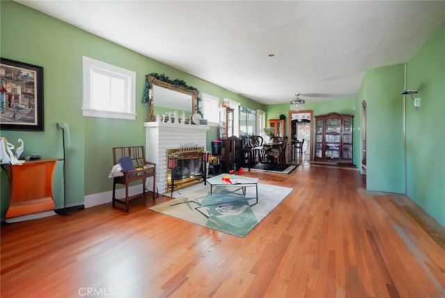 3415 S gramercy Place, Los Angeles, CA 90018