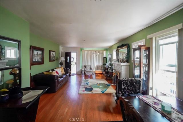 3415 S gramercy Place, Los Angeles, CA 90018