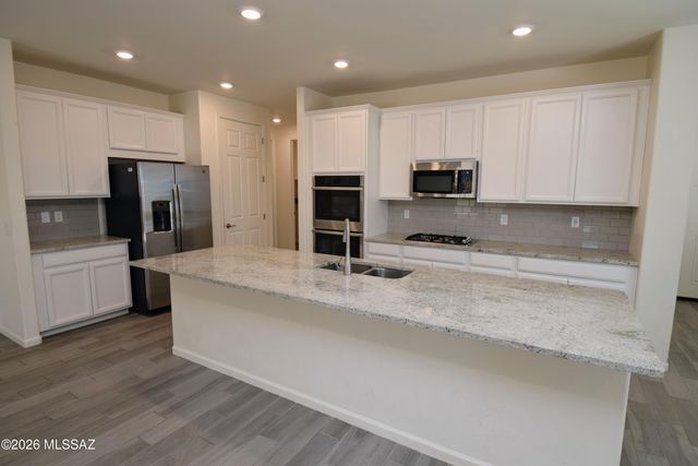 12115 N Candywine Drive, Marana, AZ 85653