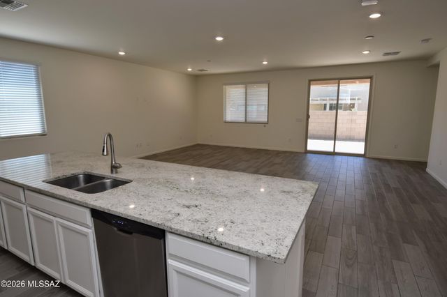 12115 N Candywine Drive, Marana, AZ 85653