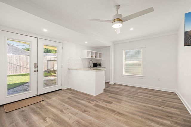 5508 Truett Street, Houston, TX 77023