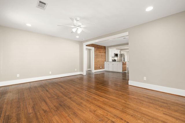 5508 Truett Street, Houston, TX 77023