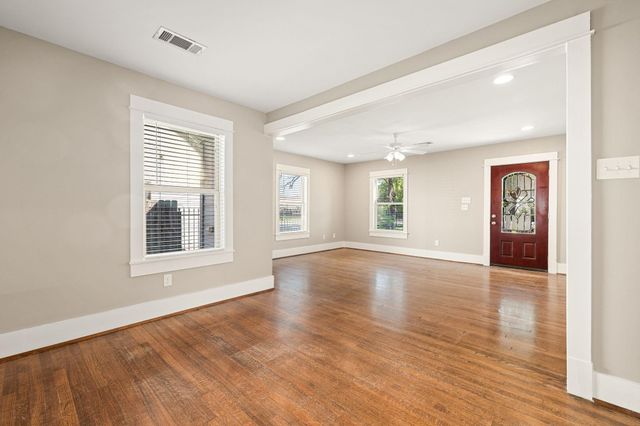 5508 Truett Street, Houston, TX 77023