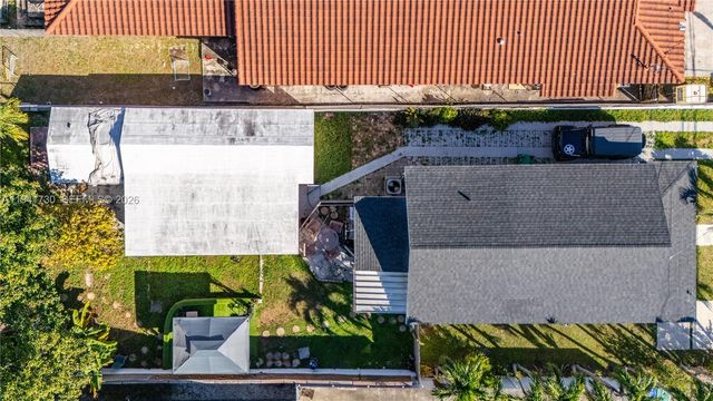 2811 SW 17th St, Miami, FL 33145