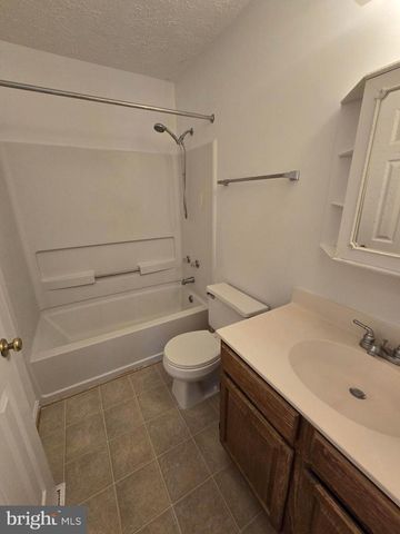 6047 SIRENIA PL, Waldorf, MD 20603