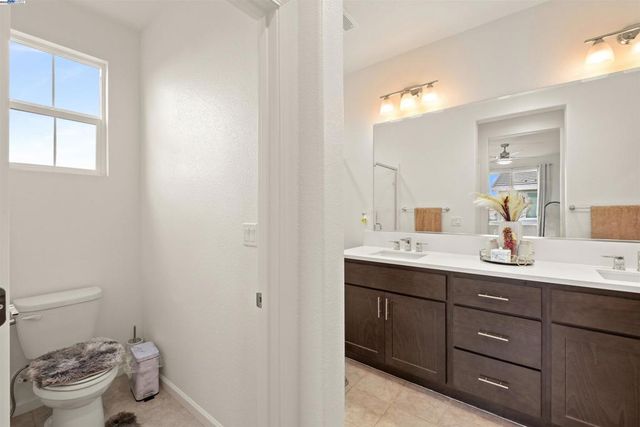 17575 Altair Way, Lathrop, CA 95330