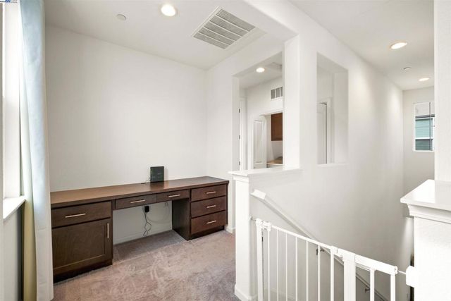 17575 Altair Way, Lathrop, CA 95330