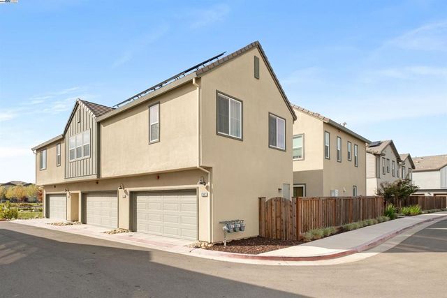 17575 Altair Way, Lathrop, CA 95330