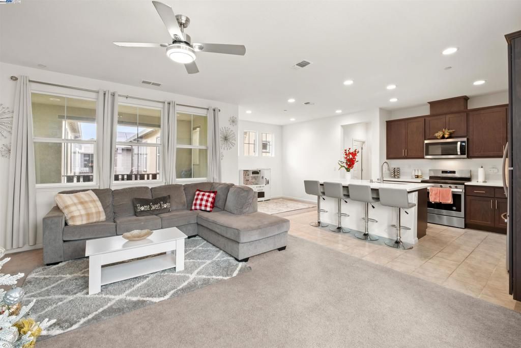 17575 Altair Way, Lathrop, CA 95330