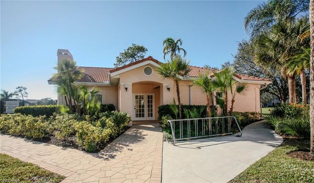 732 Woodshire LN # I1, Naples, FL 34105