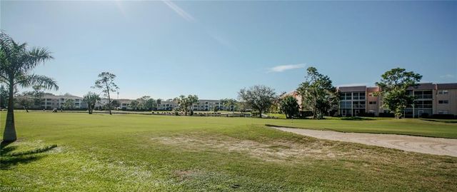 732 Woodshire LN # I1, Naples, FL 34105