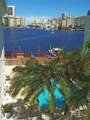 462 Golden Isles Dr 202, Hallandale Beach, FL 33009