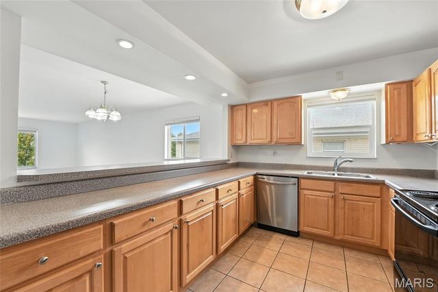 12568 Chardin Place 3, St Louis, MO 63128