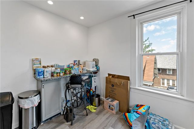 2925 Main St, Munhall, PA 15120