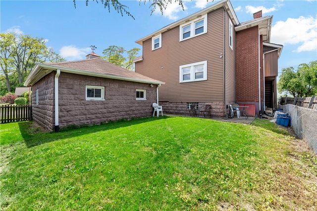 2925 Main St, Munhall, PA 15120