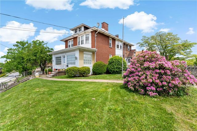 2925 Main St, Munhall, PA 15120