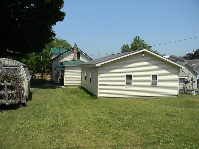 302 First Street, Ludington, MI 49431
