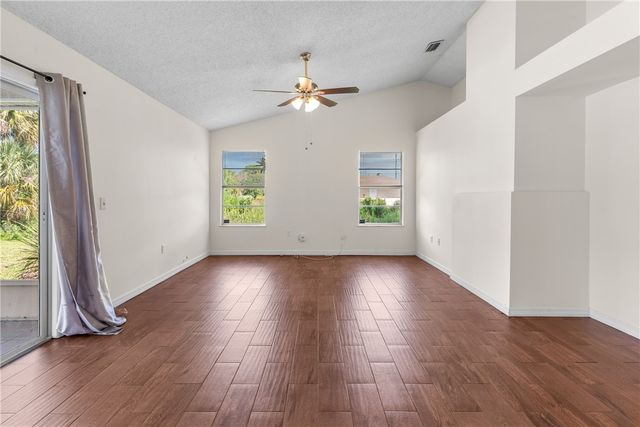 1521 Barber Street, Sebastian, FL 32958