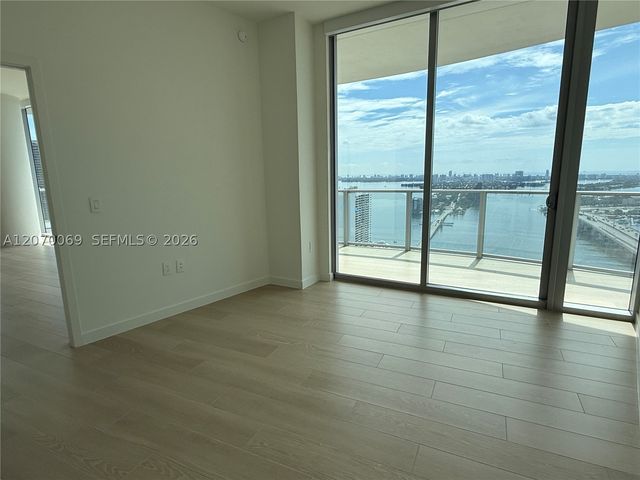 1400 Biscayne Blvd 3506, Miami, FL 33132