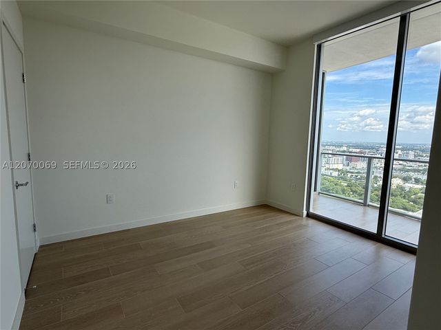 1400 Biscayne Blvd 3506, Miami, FL 33132