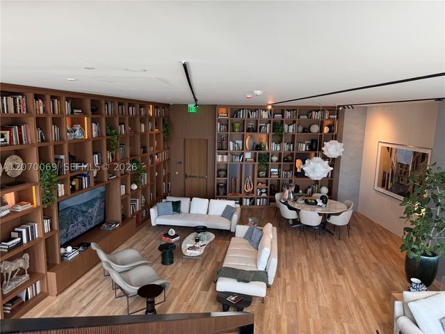 1400 Biscayne Blvd 3506, Miami, FL 33132