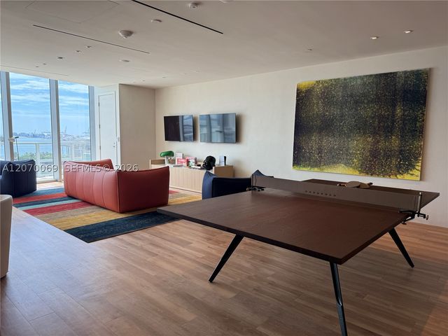 1400 Biscayne Blvd 3506, Miami, FL 33132
