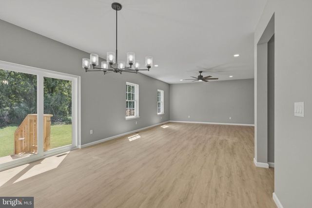 1179 HOLMES AVE, Vineland, NJ 08361
