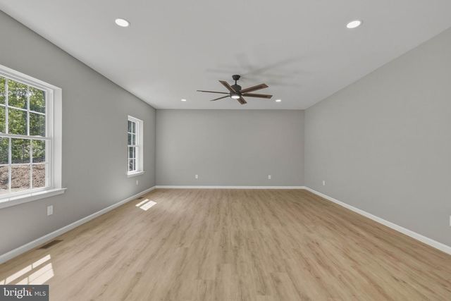 1179 HOLMES AVE, Vineland, NJ 08361