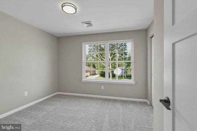 1179 HOLMES AVE, Vineland, NJ 08361