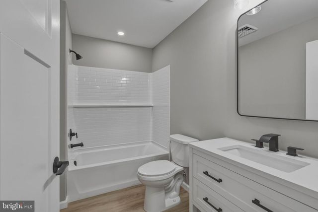 1179 HOLMES AVE, Vineland, NJ 08361
