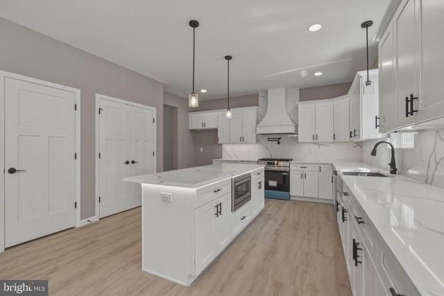 1179 HOLMES AVE, Vineland, NJ 08361
