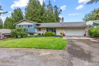 126 E Canyon View Drive, Longview, WA 98632