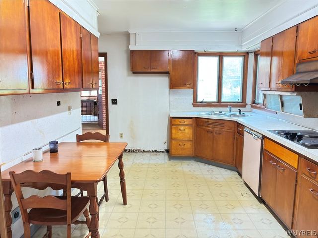 325 Mc Chesney Street, Wilson, NY 14172