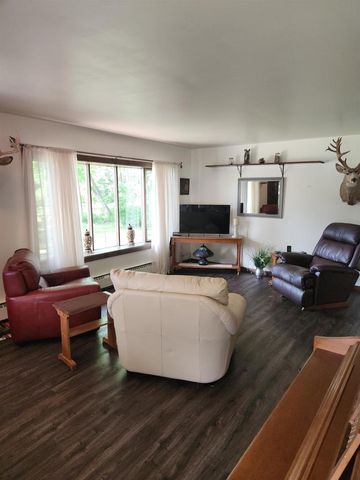 W6052 County Road D Road, Montello, WI 53949