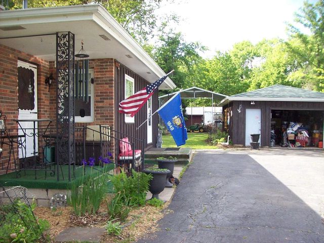 W6052 County Road D Road, Montello, WI 53949