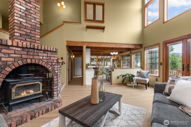 7790 NW Wildcat Lake Road, Bremerton, WA 98312